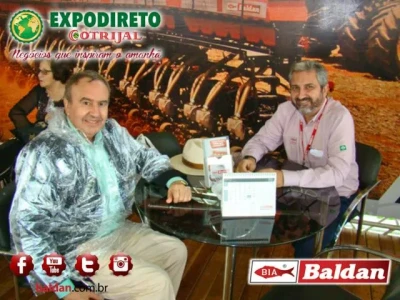 Sr. Raul Capparelli ao lado do nosso cliente.